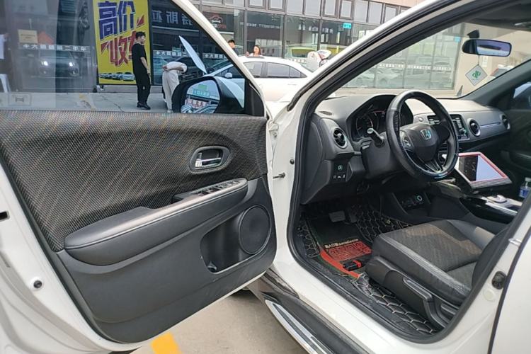 Used Honda XR-V 2015 1.8L EXi CVT Comfort Version Driver Seat