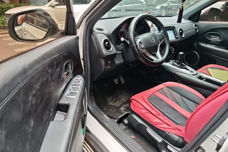 Used Honda XR-V 2015 1.5L LXi Manual Classic Edition Driver Seat