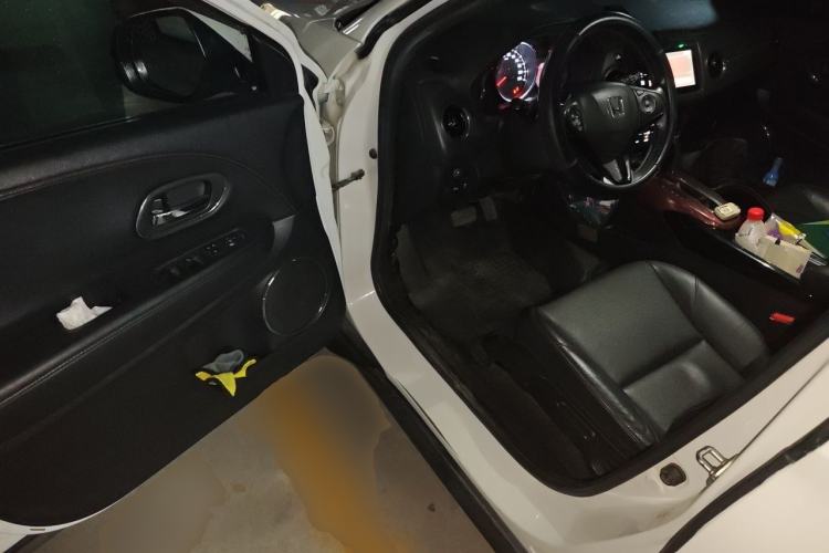 Used Honda XR-V 2015 1.8L VTi CVT Luxury Edition Driver Seat