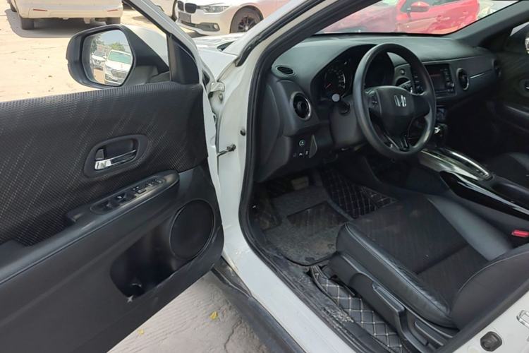 Used Honda XR-V 2015 1.8L EXi CVT Comfort Version Driver Seat