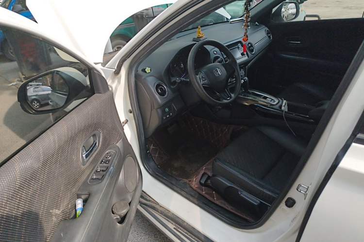 Used Honda XR-V 2015 1.8L EXi CVT Comfort Version Driver Seat