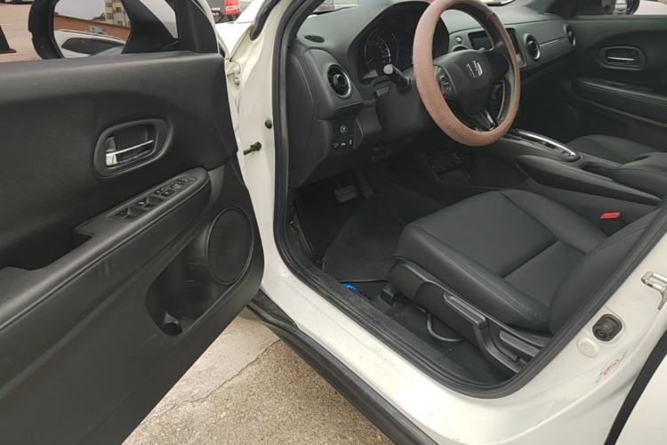 Used Honda XR-V 2015 1.5L LXi CVT Classic Edition Driver Seat