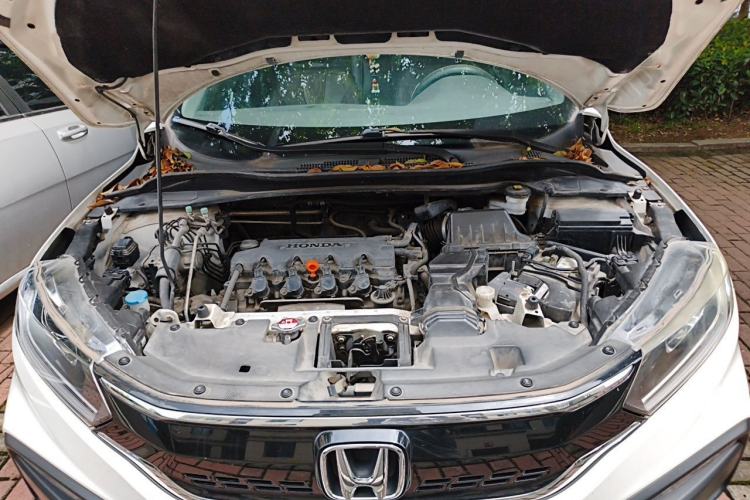 Used Honda XR-V 2015 1.8L EXi Manual Comfort Edition Engine Bay