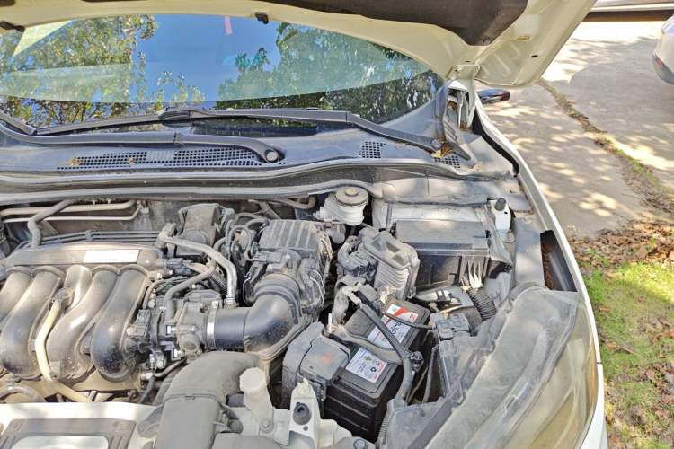 Used Honda XR-V 2015 1.5L LXi CVT Classic Edition Engine Bay Left