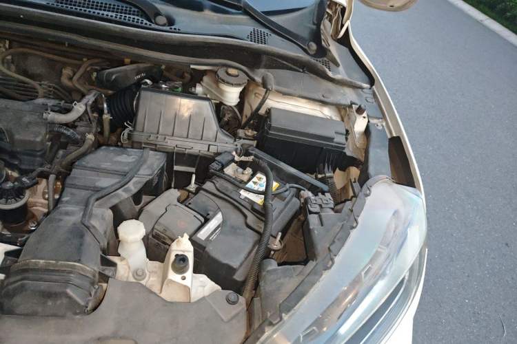Used Honda XR-V 2015 1.8L EXi CVT Comfort Version Engine Bay Left