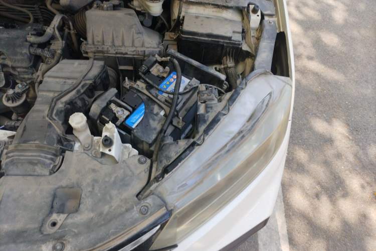 Used Honda XR-V 2015 1.8L VTi CVT Luxury Edition Engine Bay Left
