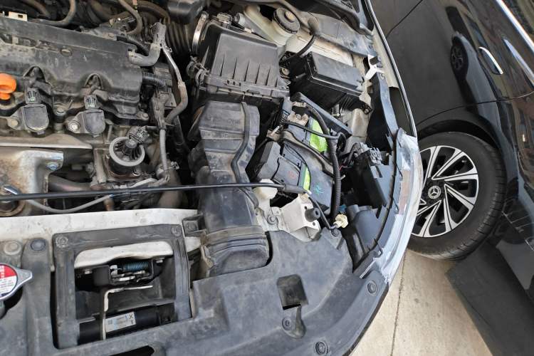 Used Honda XR-V 2015 1.8L VTi CVT Luxury Edition Engine Bay Left