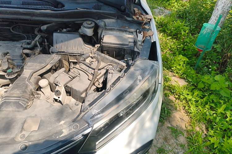 Used Honda XR-V 2015 1.8L EXi CVT Comfort Version Engine Bay Left