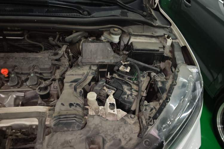 Used Honda XR-V 2015 1.8L VTi CVT Luxury Edition Engine Bay Left
