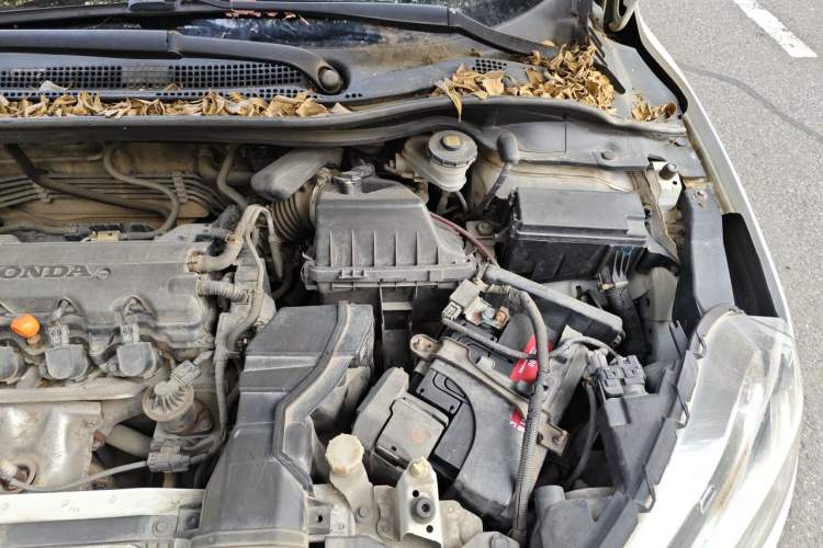 Used Honda XR-V 2015 1.8L EXi CVT Comfort Version Engine Bay Left