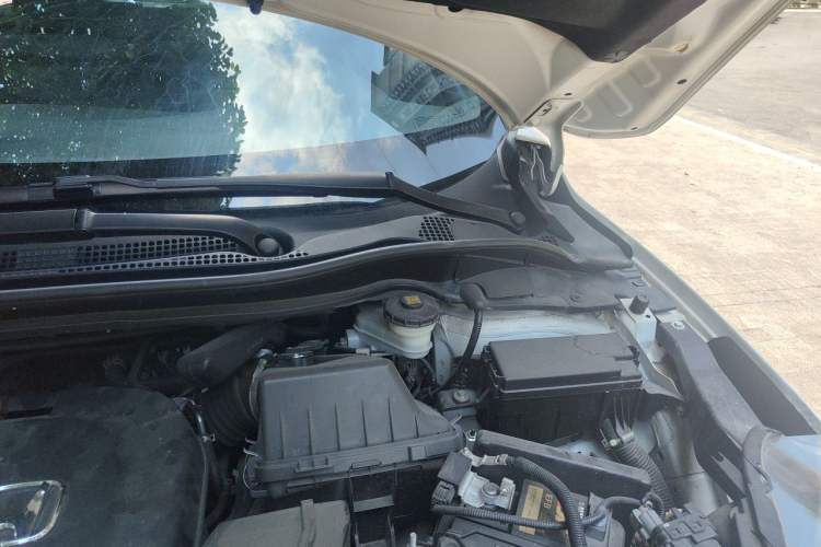 Used Honda XR-V 2015 1.8L EXi CVT Comfort Version Engine Bay Left