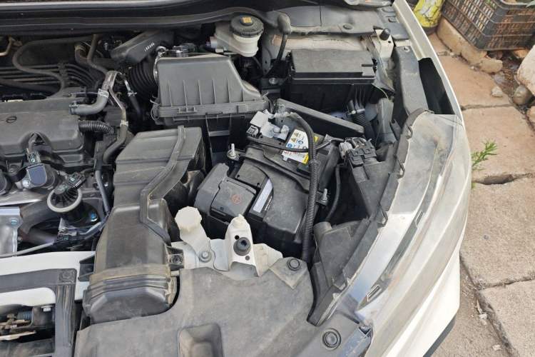 Used Honda XR-V 2015 1.8L EXi Manual Comfort Edition Engine Bay Left