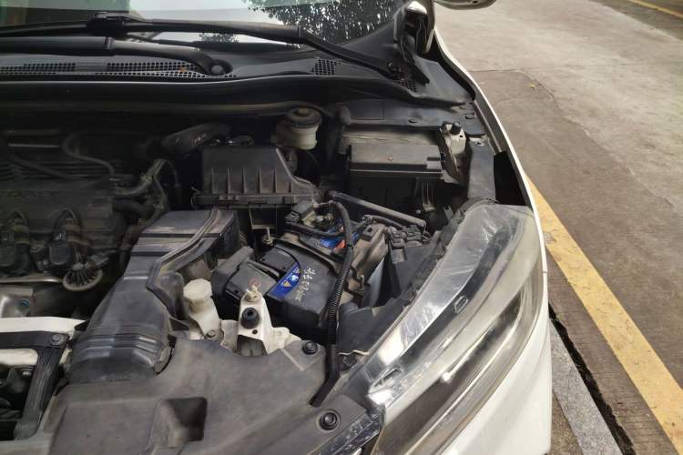 Used Honda XR-V 2015 1.8L EXi CVT Comfort Version Engine Bay Left