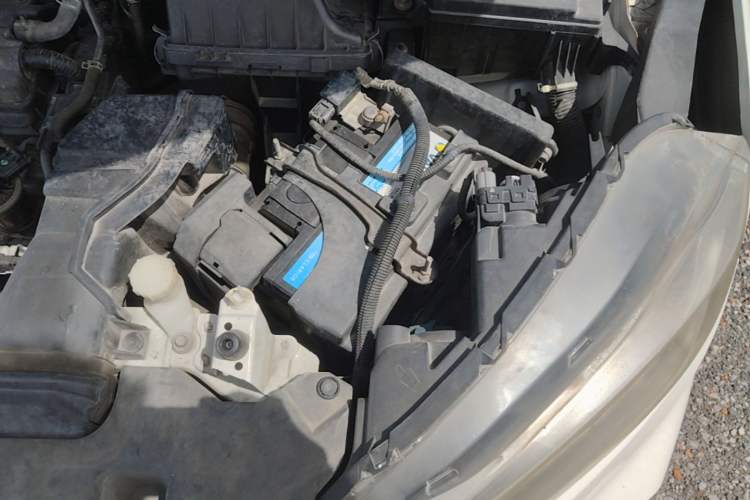 Used Honda XR-V 2015 1.8L VTi CVT Luxury Edition Engine Bay Left