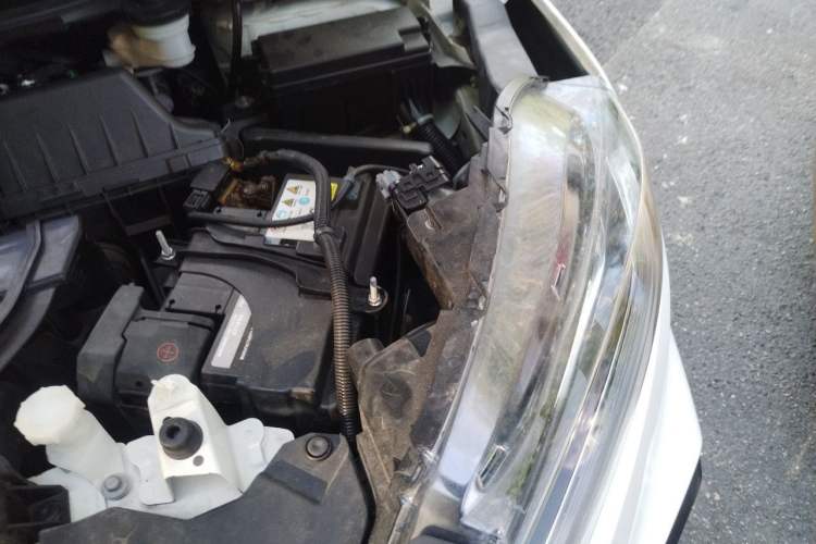 Used Honda XR-V 2015 1.8L EXi CVT Comfort Version Engine Bay Left