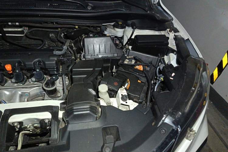 Used Honda XR-V 2015 1.8L EXi Manual Comfort Edition Engine Bay Left