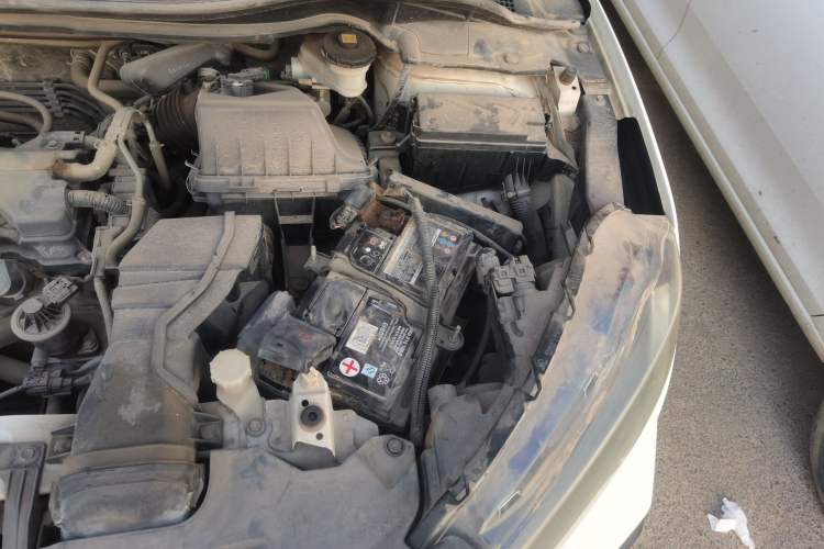 Used Honda XR-V 2015 1.8L VTi CVT Luxury Edition Engine Bay Left