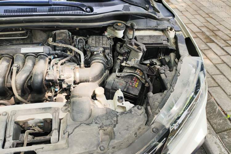 Used Honda XR-V 2015 1.5L LXi CVT Classic Edition Engine Bay Left