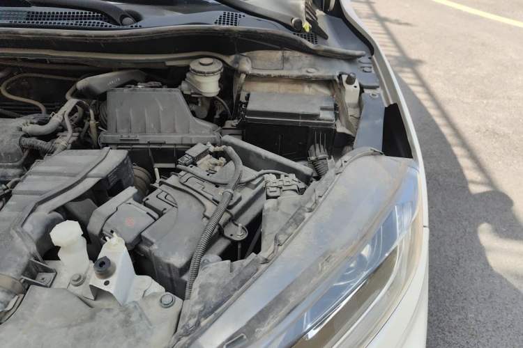 Used Honda XR-V 2015 1.8L EXi CVT Comfort Version Engine Bay Left
