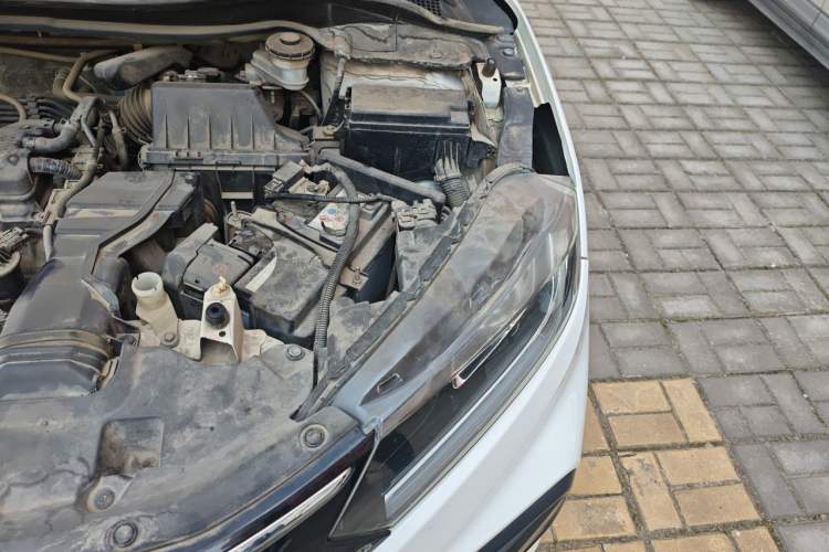 Used Honda XR-V 2015 1.8L EXi CVT Comfort Version Engine Bay Left