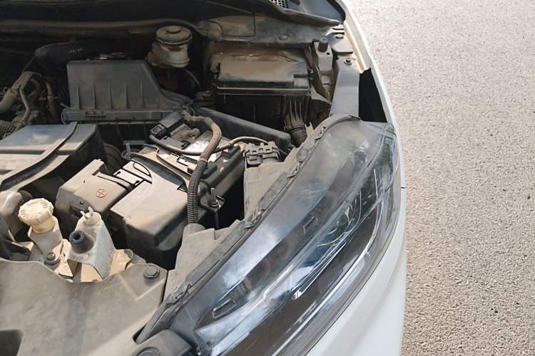 Used Honda XR-V 2015 1.8L EXi CVT Comfort Version Engine Bay Left