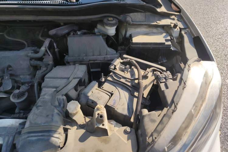 Used Honda XR-V 2015 1.8L EXi Manual Comfort Edition Engine Bay Left