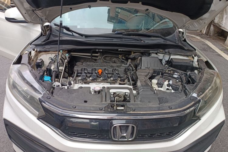 Used Honda XR-V 2015 1.8L EXi Manual Comfort Edition Engine Bay