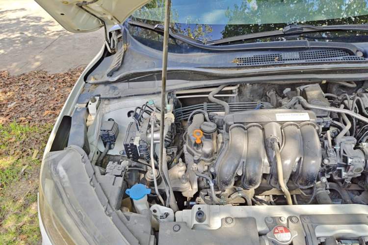 Used Honda XR-V 2015 1.5L LXi CVT Classic Edition Engine Bay Right