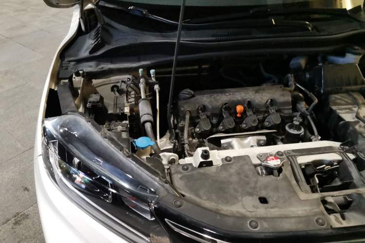 Used Honda XR-V 2015 1.8L EXi CVT Comfort Version Engine Bay Right