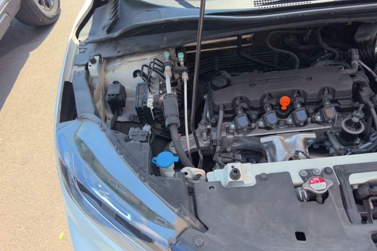 Used Honda XR-V 2015 1.8L VTi CVT Luxury Edition Engine Bay Right