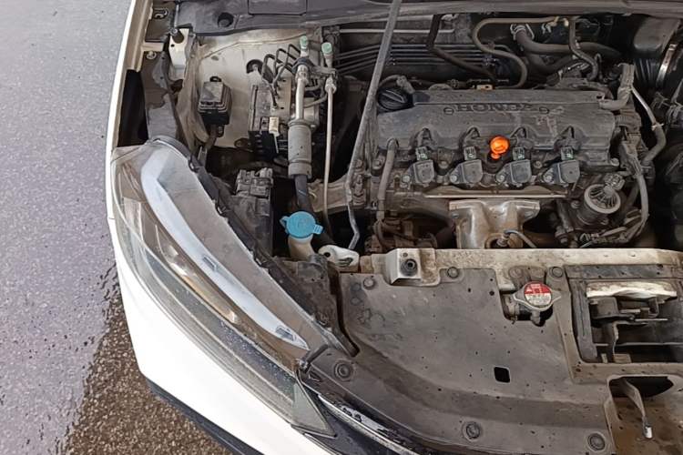 Used Honda XR-V 2015 1.8L VTi CVT Luxury Edition Engine Bay Right