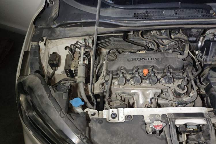 Used Honda XR-V 2015 1.8L EXi CVT Comfort Version Engine Bay Right