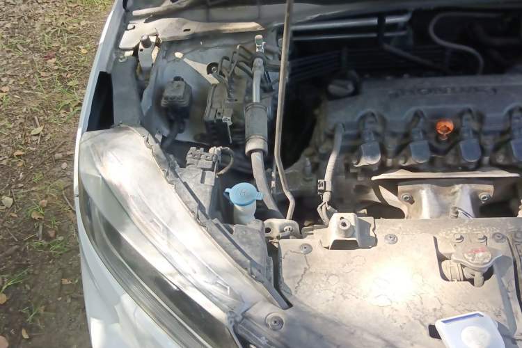 Used Honda XR-V 2015 1.8L EXi CVT Comfort Version Engine Bay Right