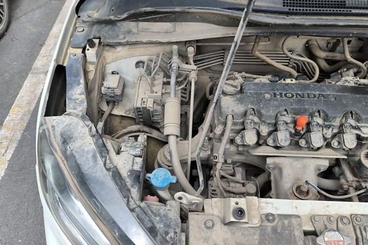 Used Honda XR-V 2015 1.8L EXi CVT Comfort Version Engine Bay Right