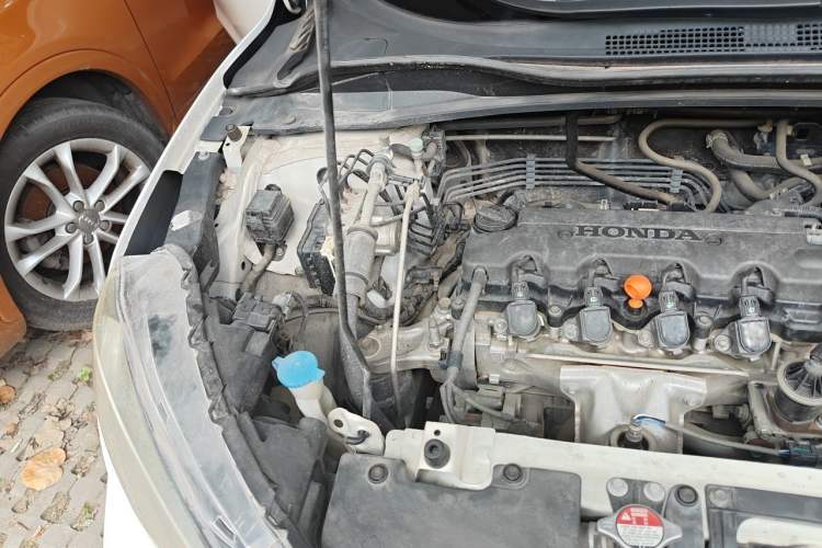 Used Honda XR-V 2015 1.8L EXi CVT Comfort Version Engine Bay Right