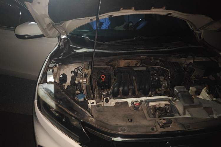 Used Honda XR-V 2015 1.5L LXi Manual Classic Edition Engine Bay Right