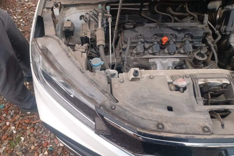 Used Honda XR-V 2015 1.8L EXi CVT Comfort Version Engine Bay Right
