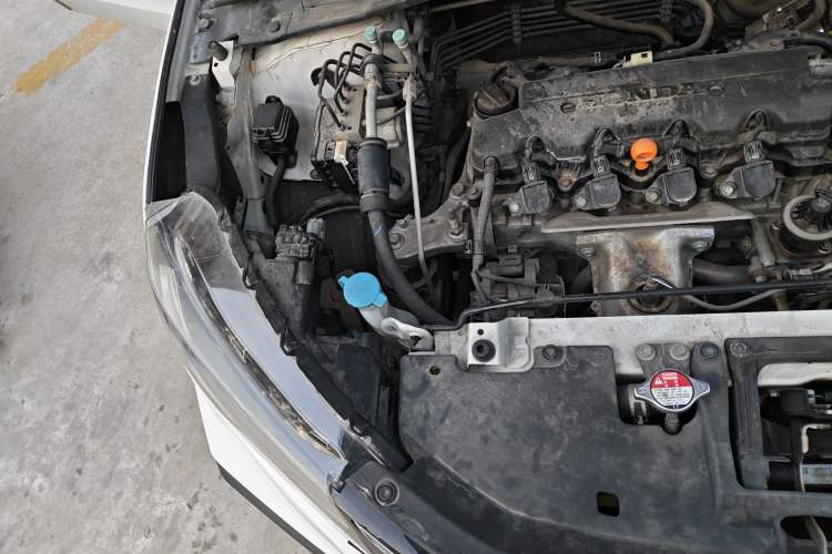 Used Honda XR-V 2015 1.8L VTi CVT Luxury Edition Engine Bay Right