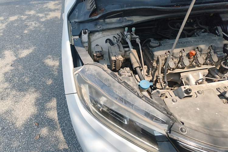 Used Honda XR-V 2015 1.8L EXi CVT Comfort Version Engine Bay Right
