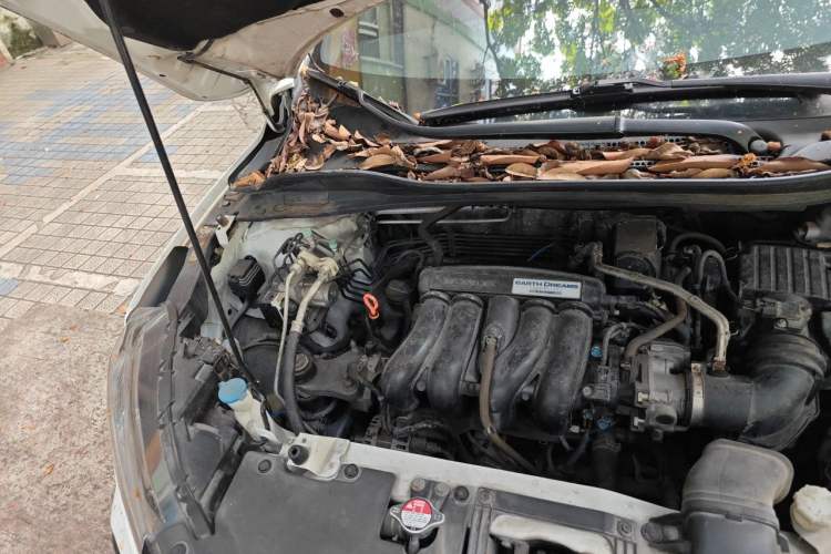 Used Honda XR-V 2015 1.5L LXi CVT Classic Edition Engine Bay Right