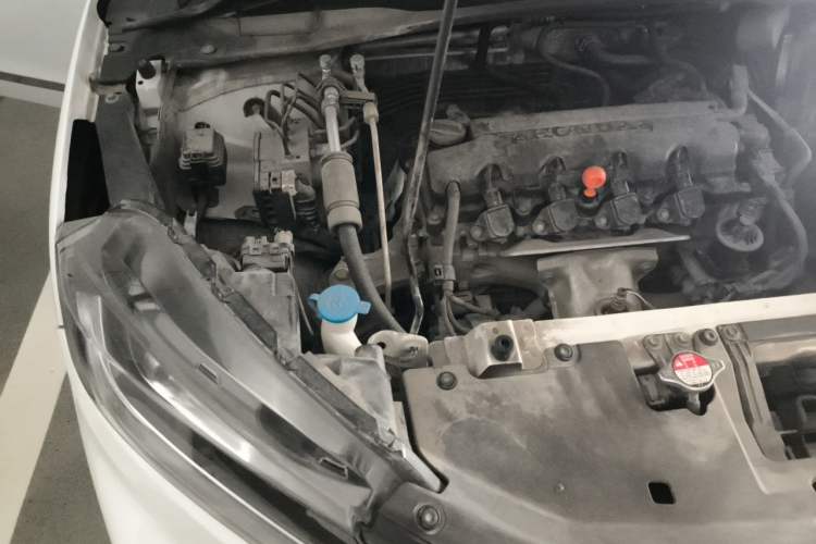Used Honda XR-V 2015 1.8L EXi CVT Comfort Version Engine Bay Right