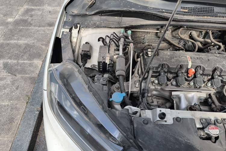 Used Honda XR-V 2015 1.8L EXi CVT Comfort Version Engine Bay Right