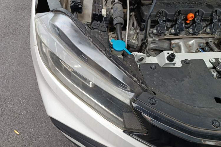 Used Honda XR-V 2015 1.8L EXi Manual Comfort Edition Engine Bay Right