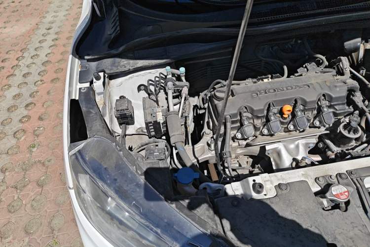 Used Honda XR-V 2015 1.8L VTi CVT Luxury Edition Engine Bay Right