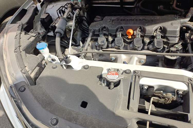 Used Honda XR-V 2015 1.8L VTi CVT Luxury Edition Engine Bay Right