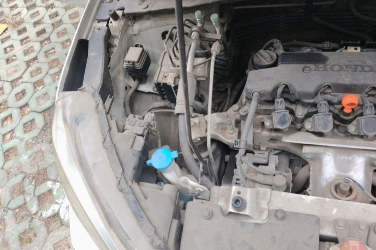 Used Honda XR-V 2015 1.8L EXi Manual Comfort Edition Engine Bay Right