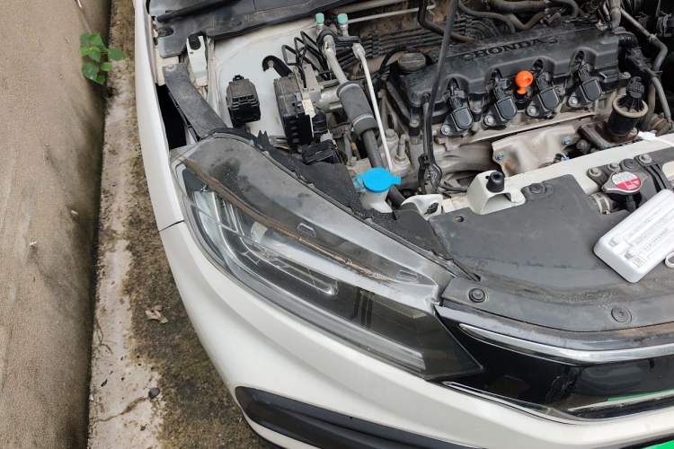 Used Honda XR-V 2015 1.8L EXi CVT Comfort Version Engine Bay Right