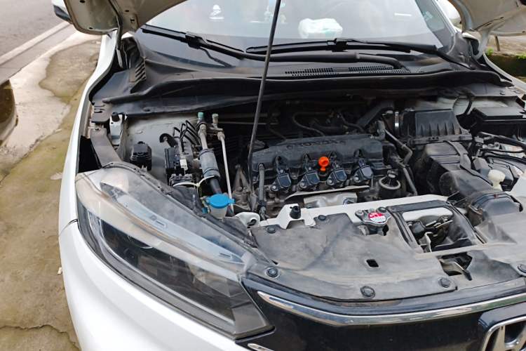 Used Honda XR-V 2015 1.8L EXi Manual Comfort Edition Engine Bay Right