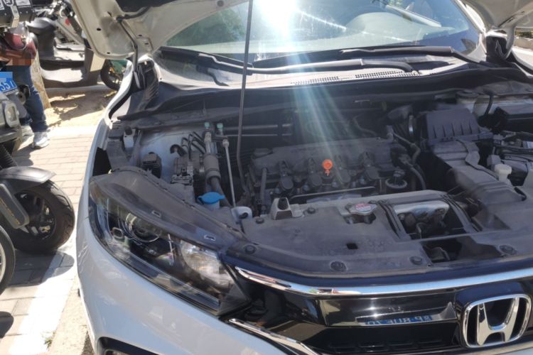Used Honda XR-V 2015 1.8L VTi CVT Luxury Edition Engine Bay Right