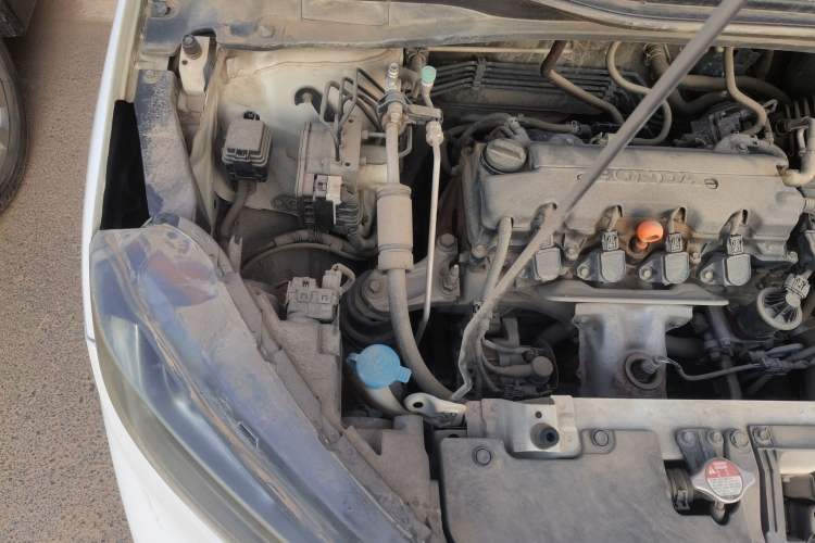 Used Honda XR-V 2015 1.8L VTi CVT Luxury Edition Engine Bay Right